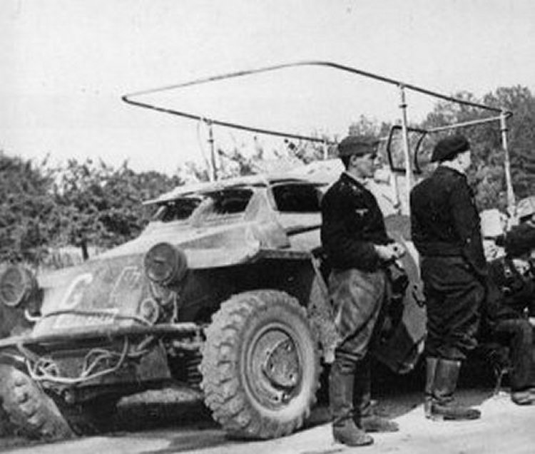 Sd.Kfz. 223 (Fu) Leichte Panzersphwagen