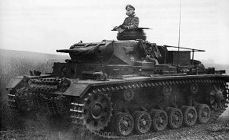 Panzerbefehlswagen Ausf.  H Sd.Kfz.  266, 268