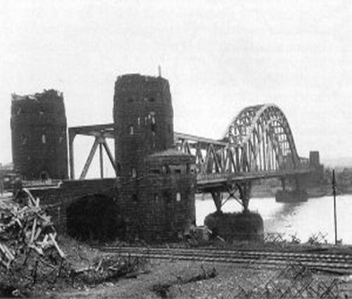 The Ludendorff Bridge picture 3